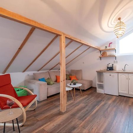 Entire Central House With Guest Rooms & Garden Sofia Eksteriør billede